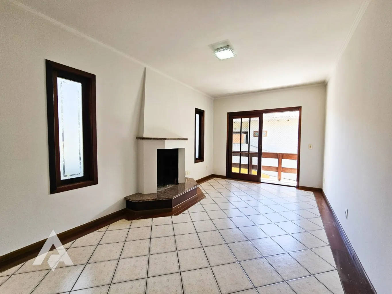 Casa com 4 suítes à venda por R$ 1.300,000,00 - Bairro Escola Agricola - Blumenau/SC — foto 6