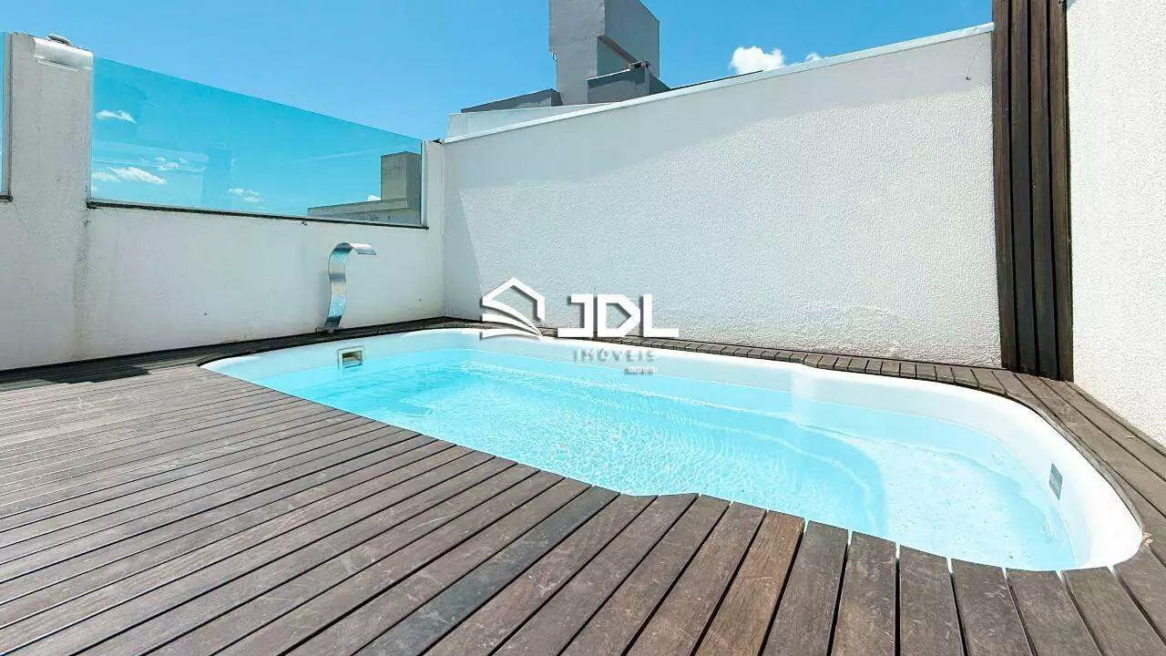 Casa à venda com 3 quartos e 3 suítes, 4 vagas, 277m² no Murta, Itajaí - foto 1