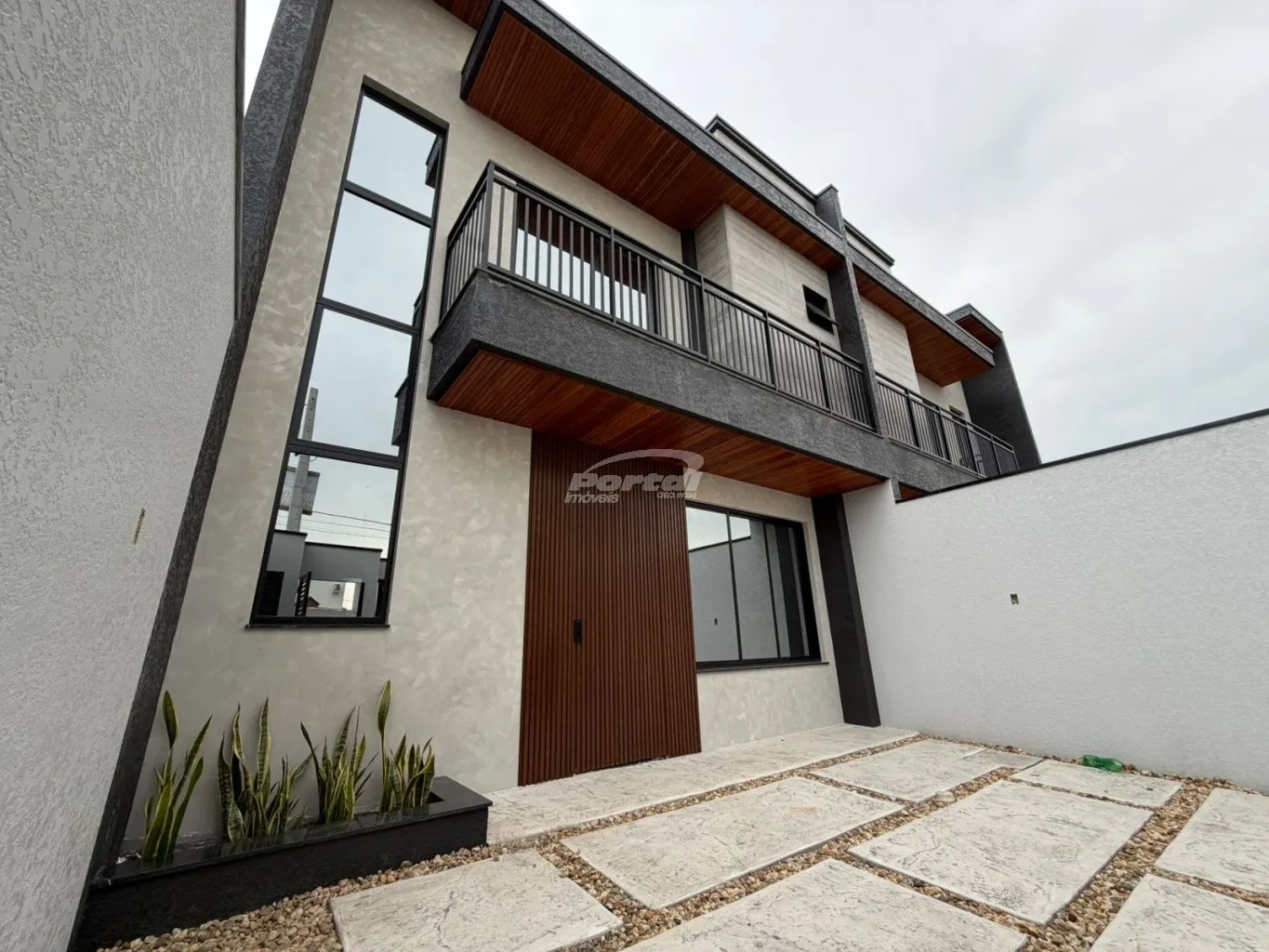 Sobrado novo em construção, previsão de entrega jan/26, dois pavimentos, 3 dormitórios sendo 1 suíte, com 120,00 m de ára privativa, com piscina, no Bairro Itajuba em Barra Velha — foto 3