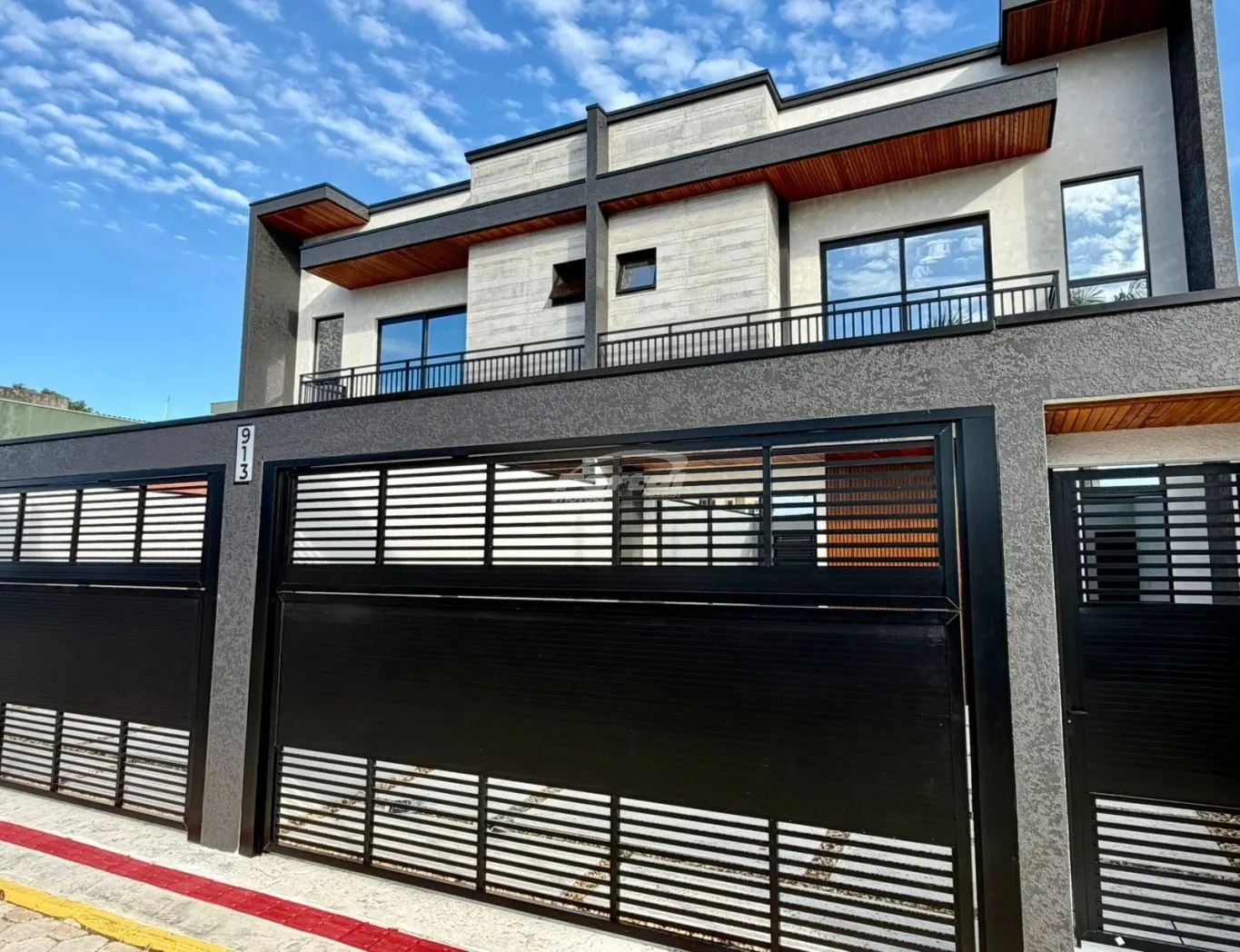 Sobrado novo em construção, previsão de entrega jan/26, dois pavimentos, 3 dormitórios sendo 1 suíte, com 120,00 m de ára privativa, com piscina, no Bairro Itajuba em Barra Velha — foto 7