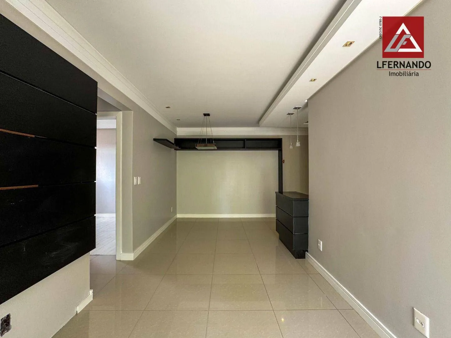 Apartamento semimobiliado com 3 dormitórios, sendo 1 suíte à venda, 75 m por R$ 498.000 - Água Verde - Blumenau/SC — foto 7