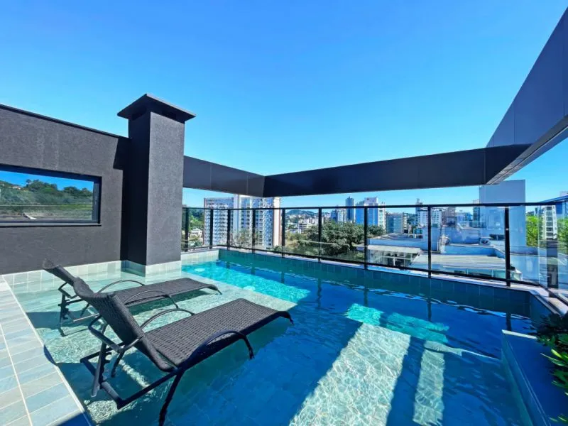 LOFT NO CENTRO DE BLUMENAU, CONDOMÍNIO COMPLETO COM TODA INFRAESTRUTURA DE UM VERDADEIRO CLUBE. — foto 3