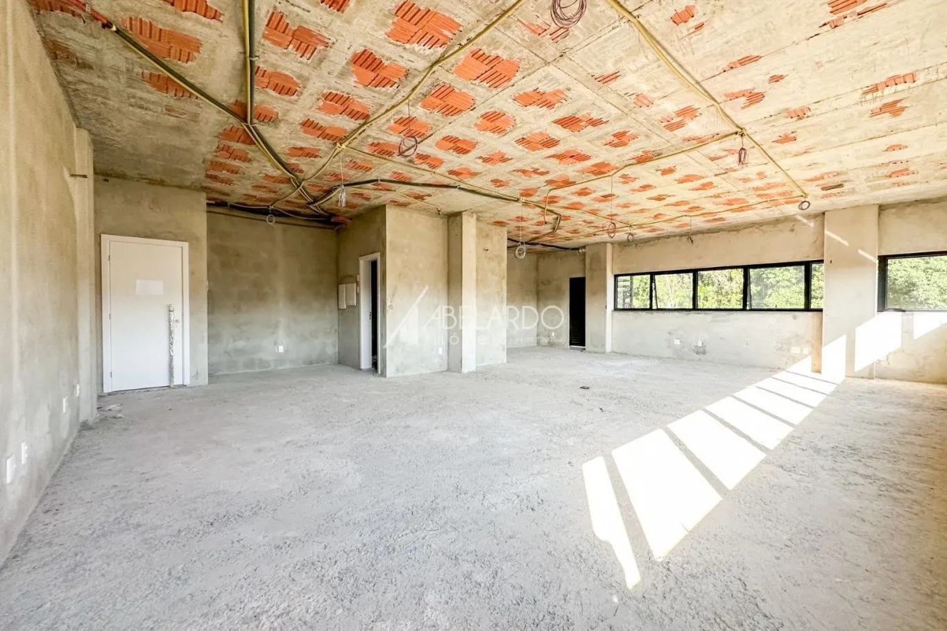 SALA COMERCIAL COM 88,61 M DE ÁREA PRIVATIVA, DUAS VAGAS DE GARAGEM - BAIRRO GARCIA — foto 7