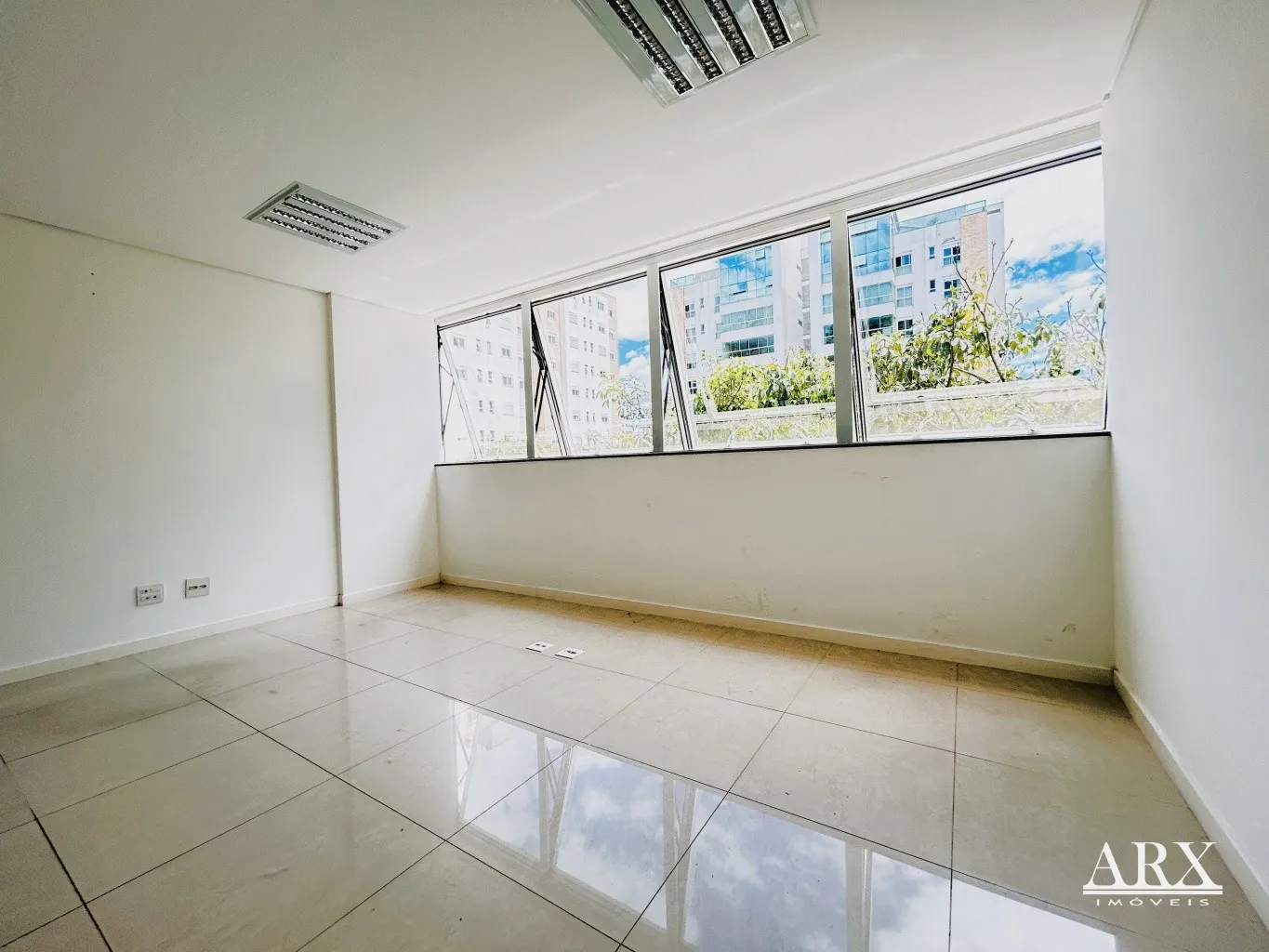 Sala Comercial no Edifício Alameda Office no bairro Jardim Blumenau em Blumenau — foto 3