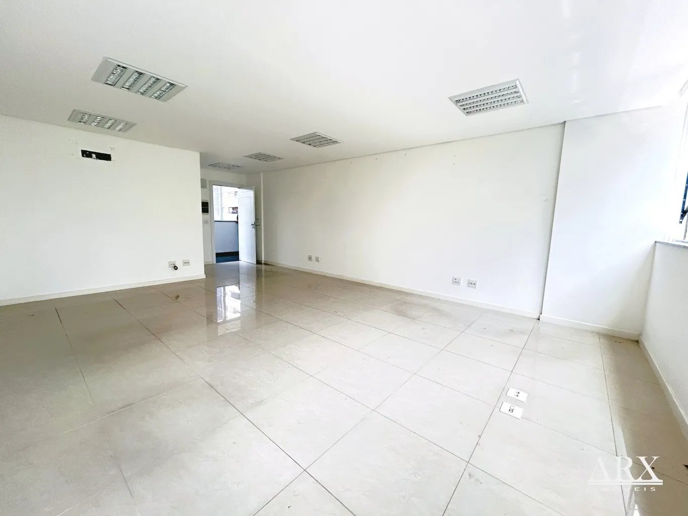 Sala Comercial no Edifício Alameda Office no bairro Jardim Blumenau em Blumenau — foto 5