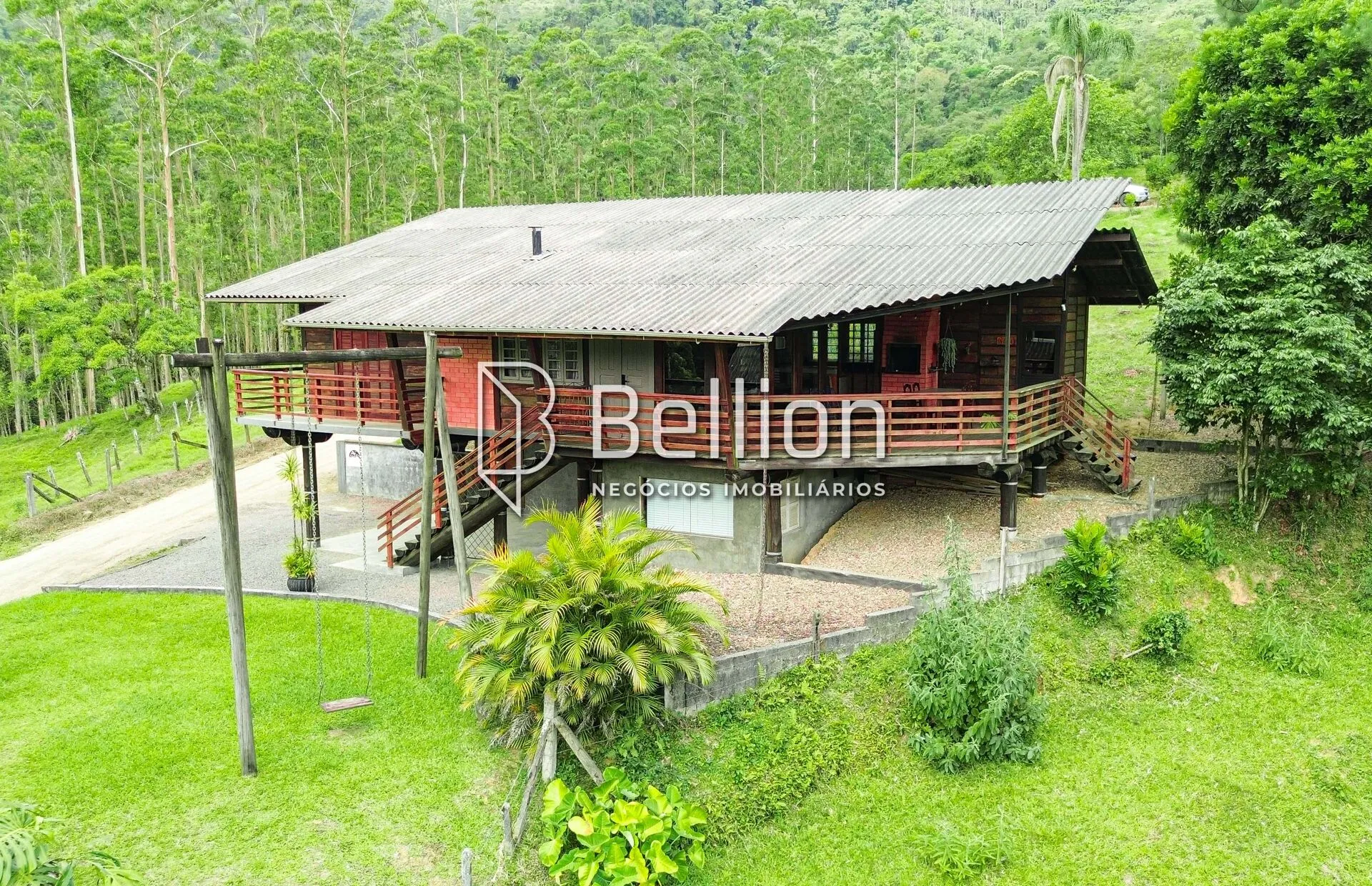 Chácara mobiliada em rua sem saída no Centro de Benedito Novo - foto 1