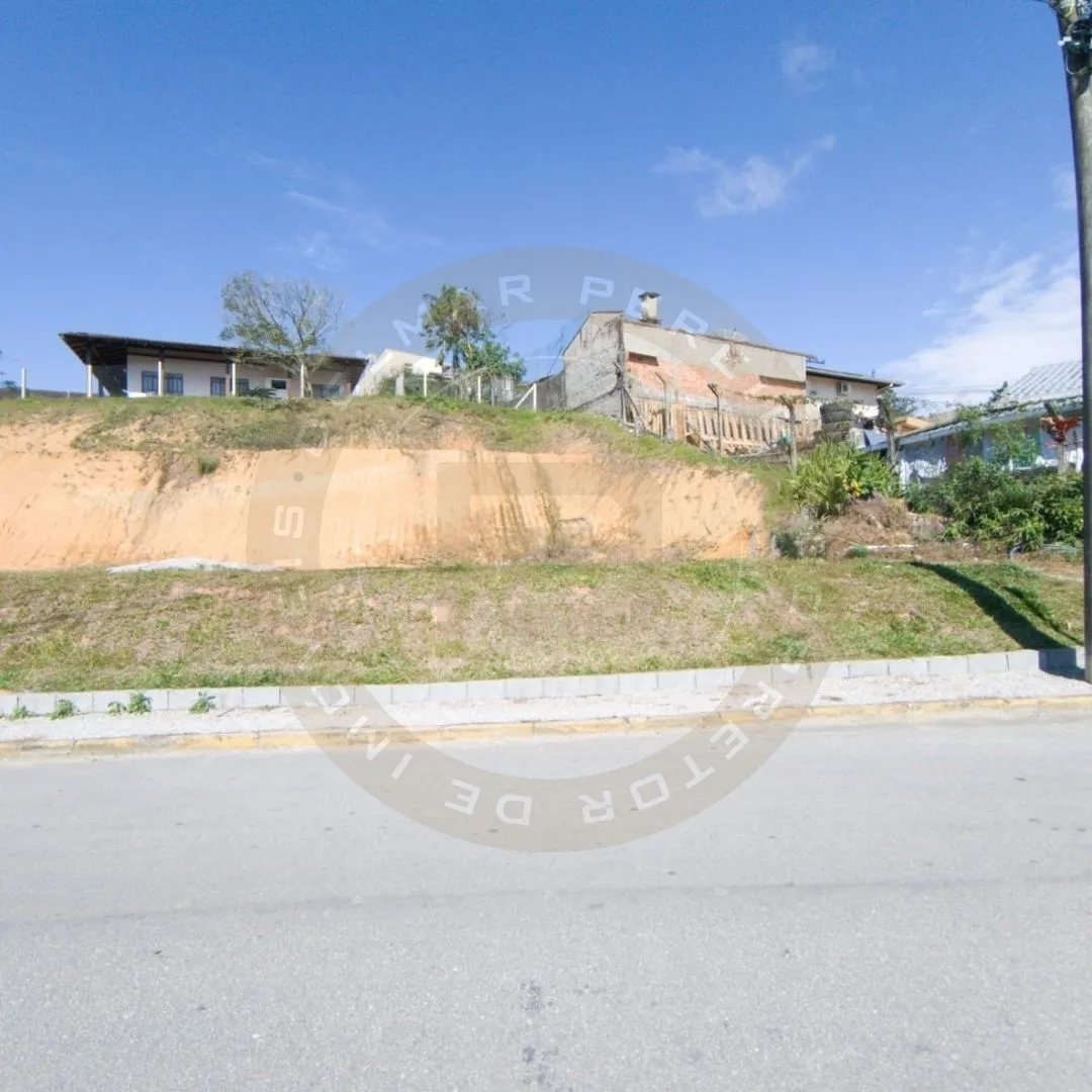 Terreno localizado no Bairro Gasparinho - foto 1