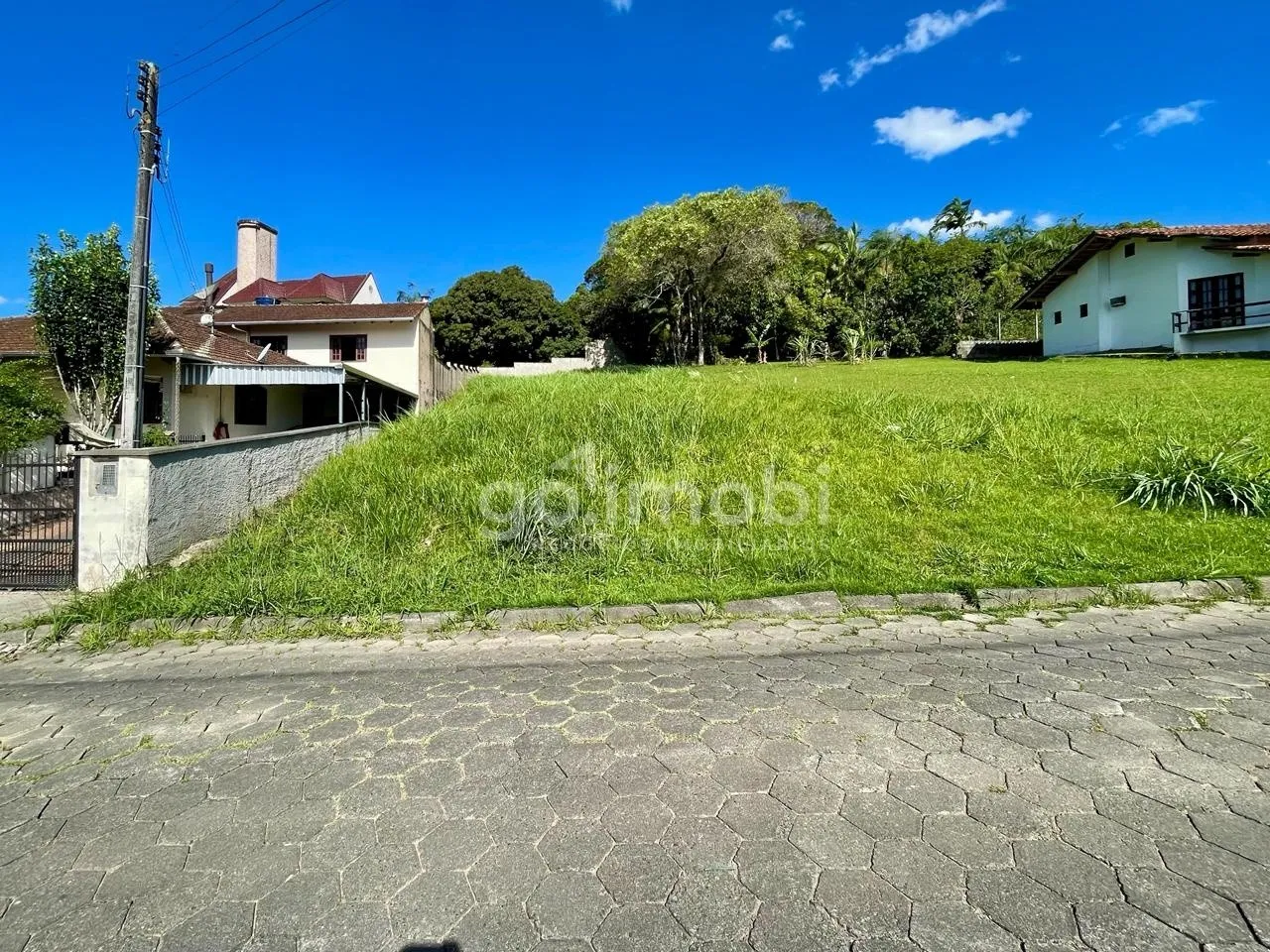 Terreno amplo à venda no Centro de Rodeio - Localização privilegiada! - foto 1