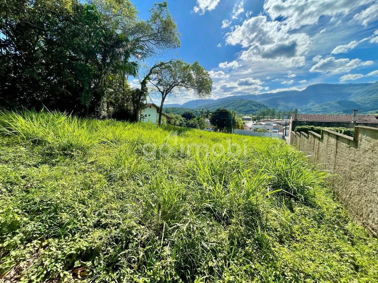 Terreno amplo à venda no Centro de Rodeio - Localização privilegiada! — foto 3