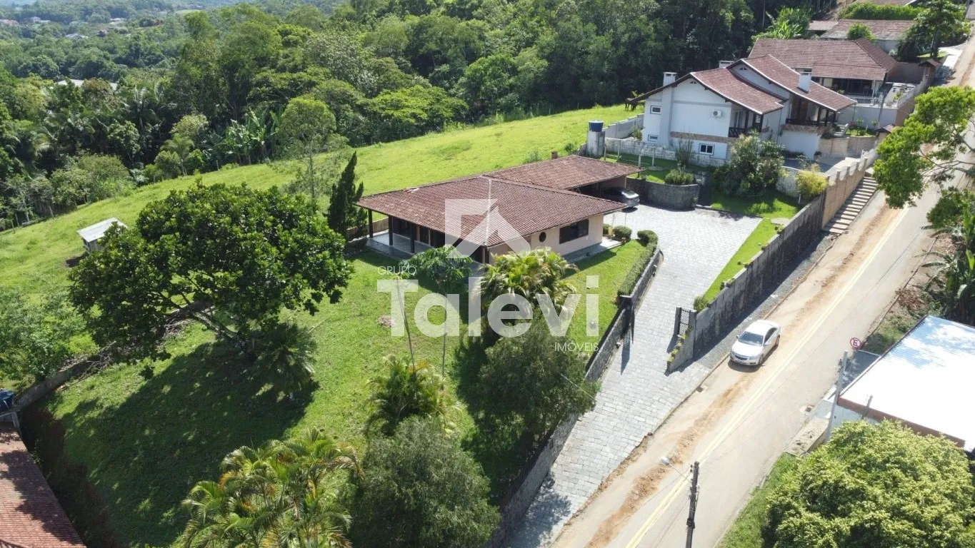 Casa no Centro de Pomerode com Vista Panorâmica da Cidade — foto 7