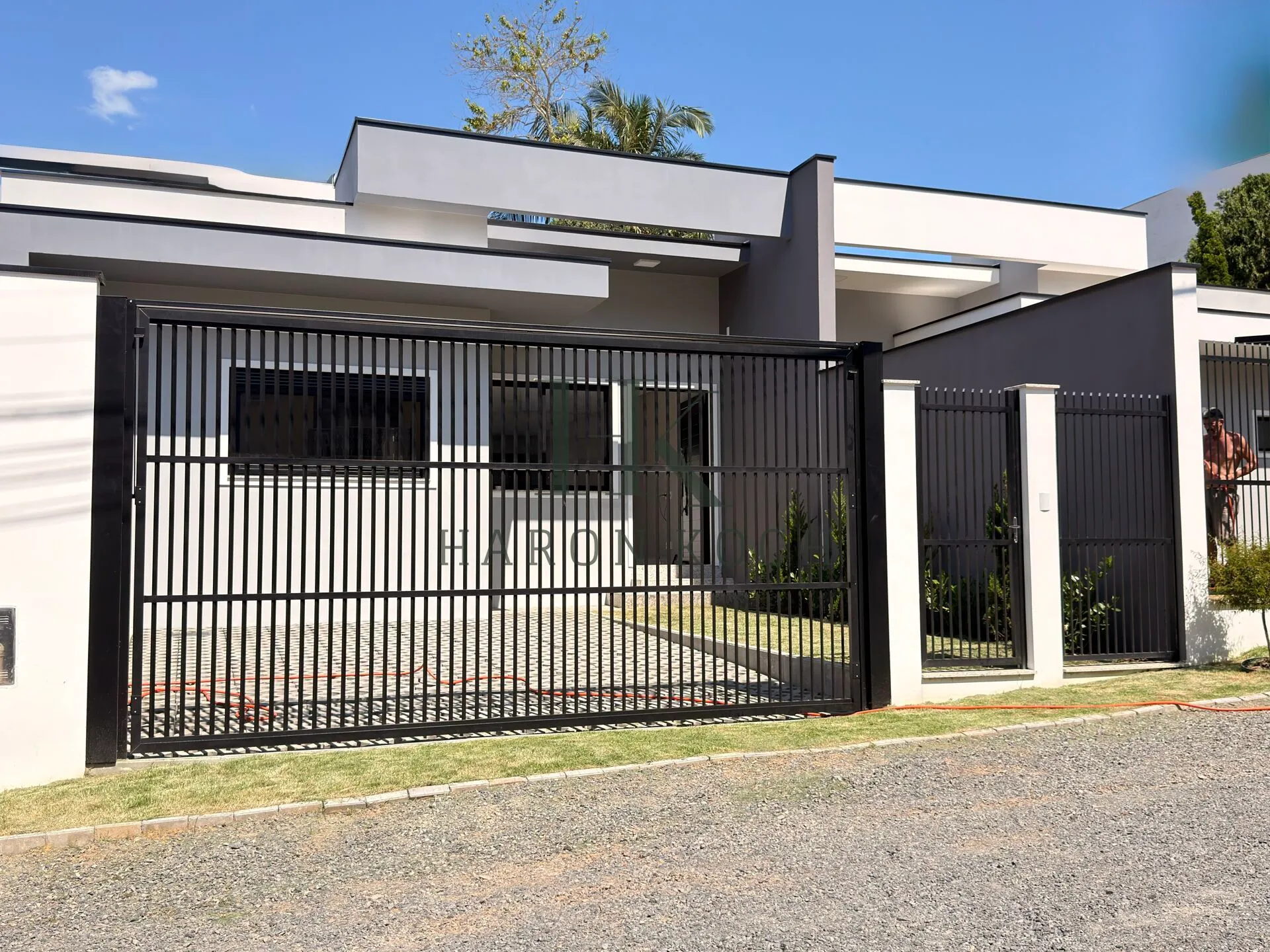 Casa Plana | 3 Suítes - foto 1