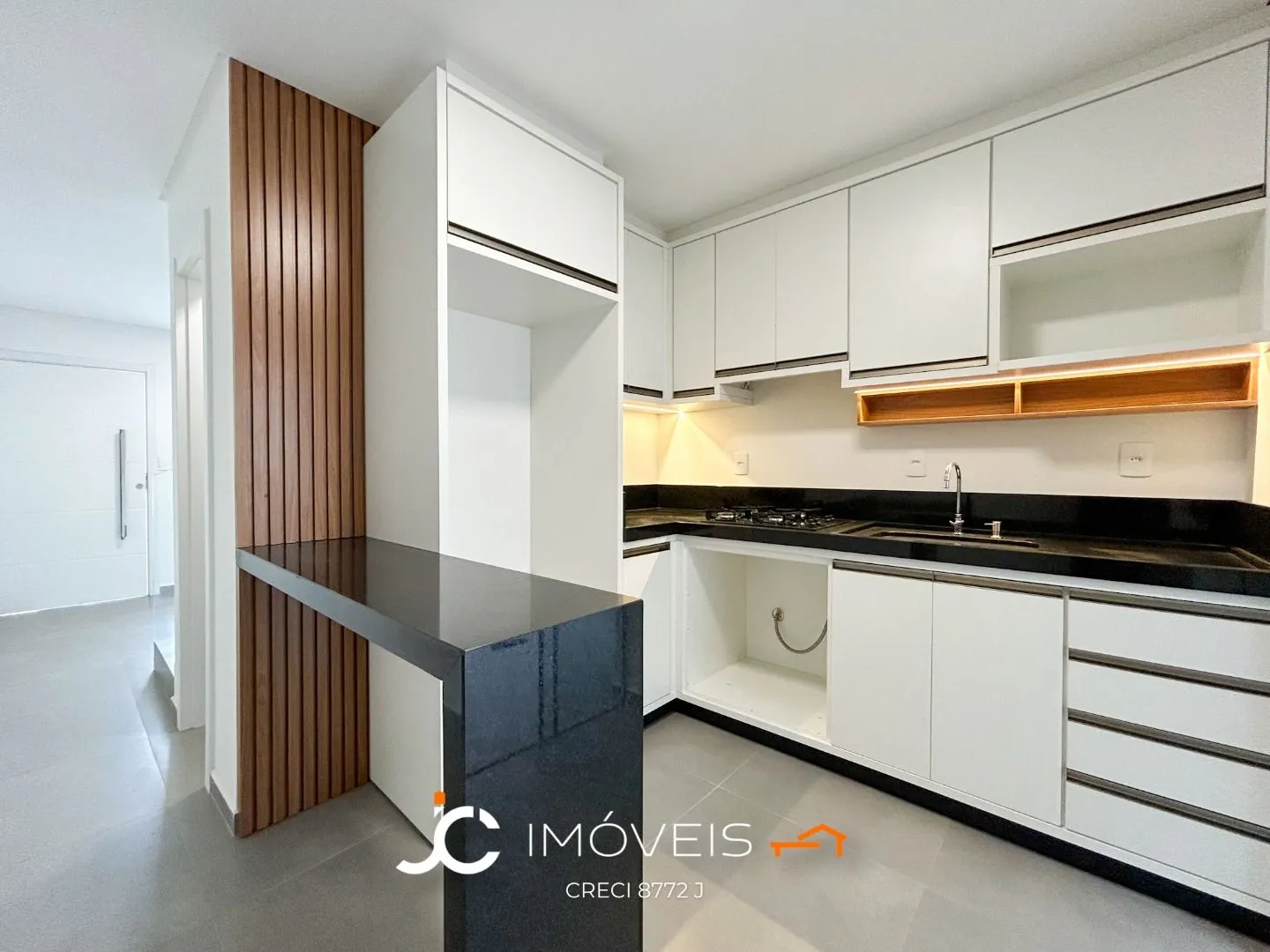 Sobrado com 2 dormitórios à venda, 69 m por R$ 400.000,00 - Água Verde - Blumenau/SC - foto 1