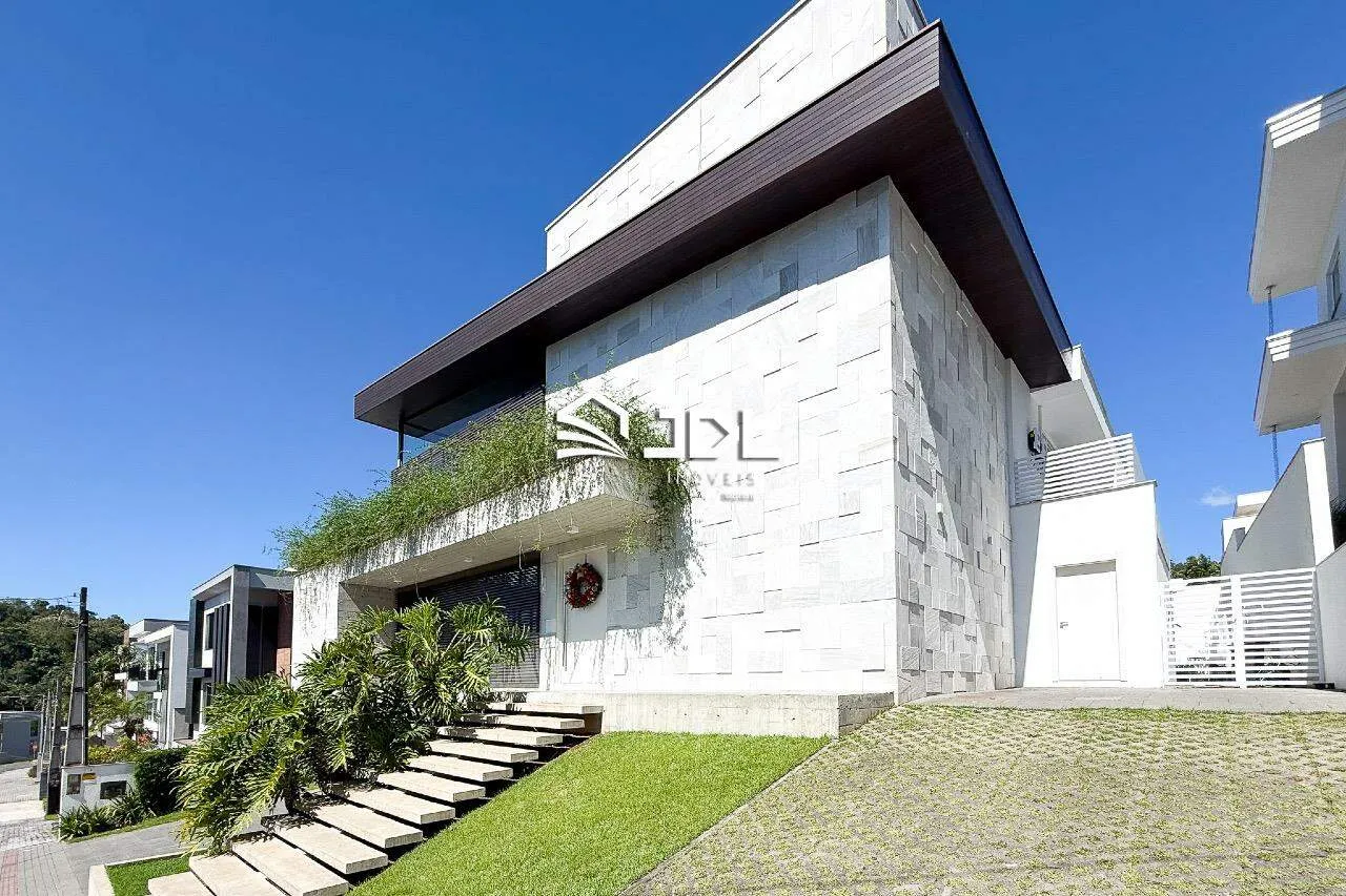 Casa · à venda · 4 quartos · 749m² · Itoupava Central, Blumenau