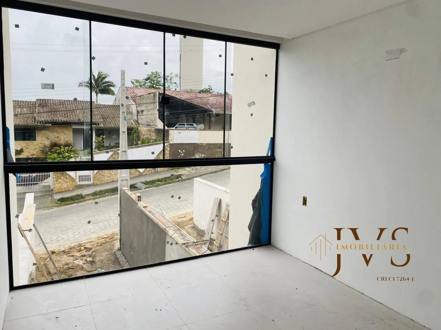 Sobrado com 2 suítes na Itoupavazinha — foto 2