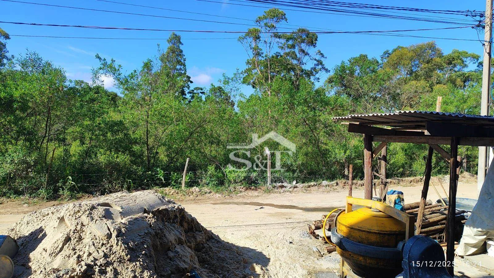 Sobrado no Rio Vermelho, com 2 suítes por 318 mil! Ótima oportunidade! — foto 7