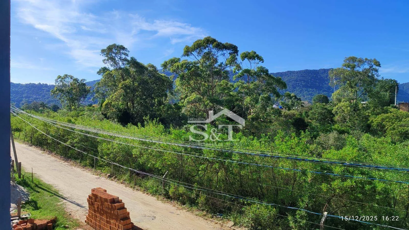 Sobrado no Rio Vermelho com 2 suítes por 318 mil! Ótima oportunidade! — foto 4