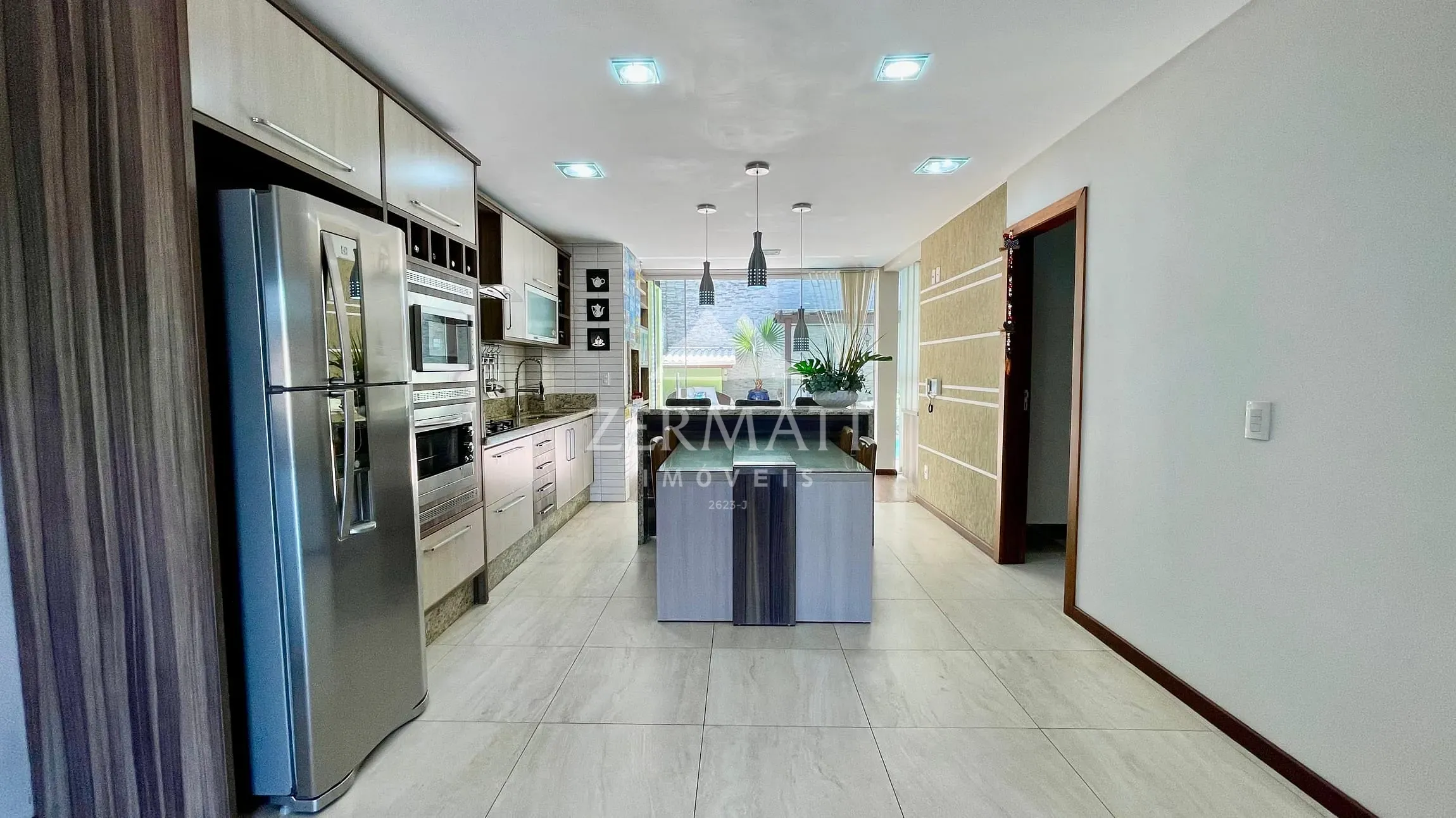 Casa · à venda · 3 quartos · 219m² · Velha, Blumenau