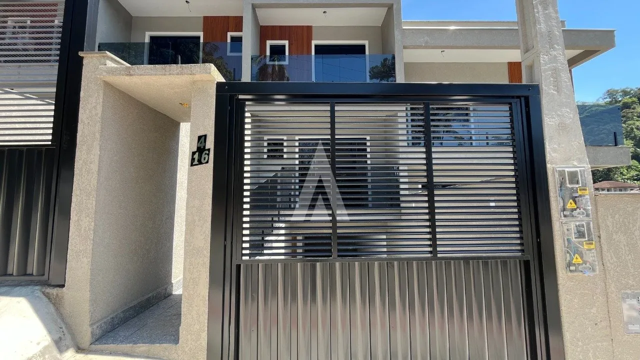 Casa com 2 suítes à venda no bairro Glória em Joinville-SC por R$525.000,00. — foto 2