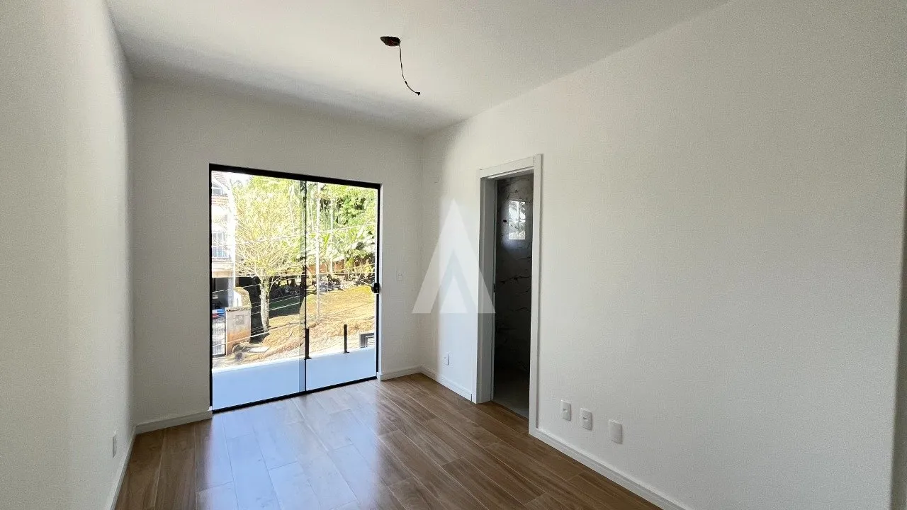 Casa com 2 suítes à venda no bairro Glória em Joinville-SC por R$525.000,00. — foto 5