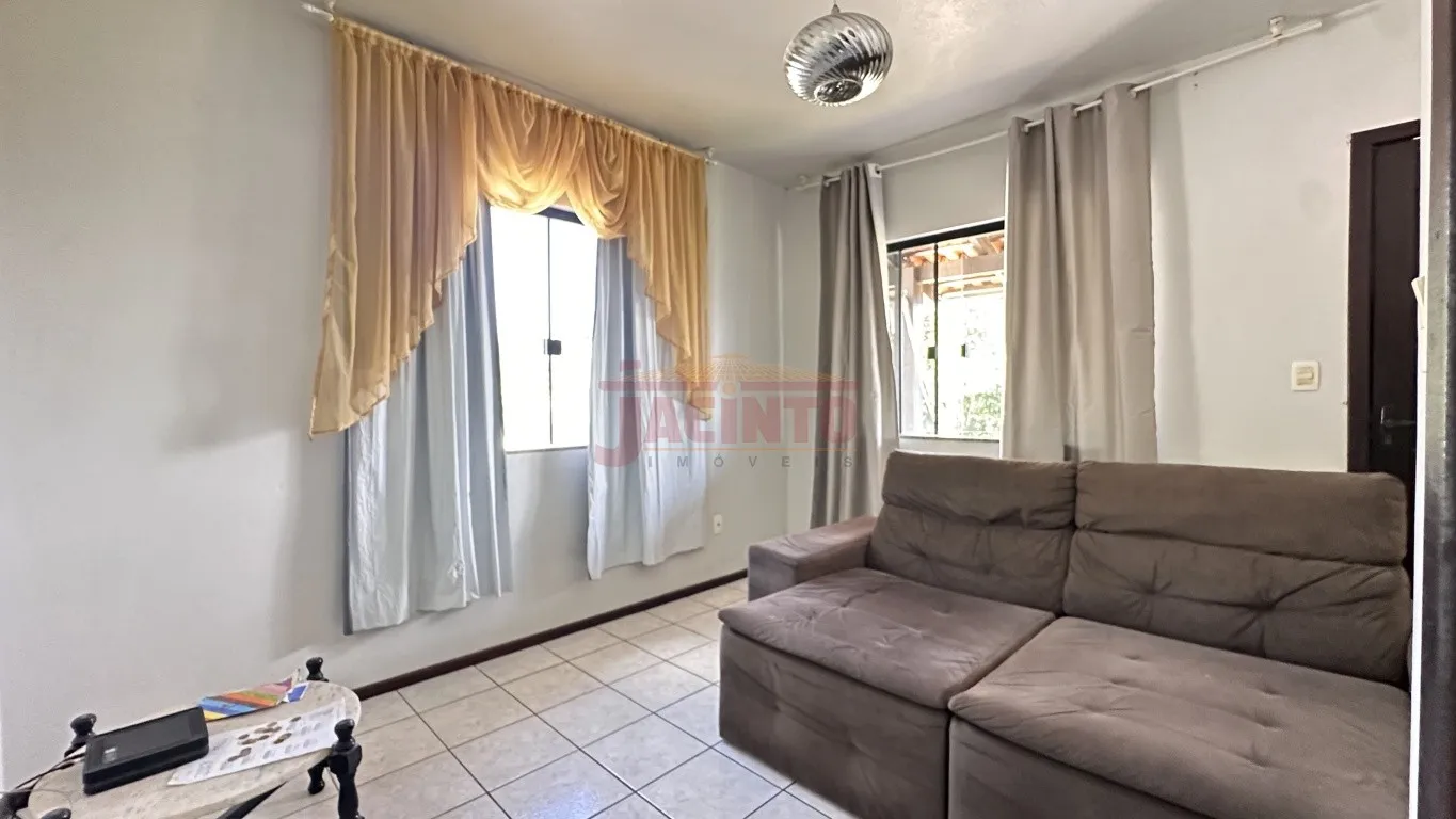 Ótima casa com 4 quartos e 2 vagas de garagem, no bairro Itoupava Norte em Blumenau/SC. — foto 6