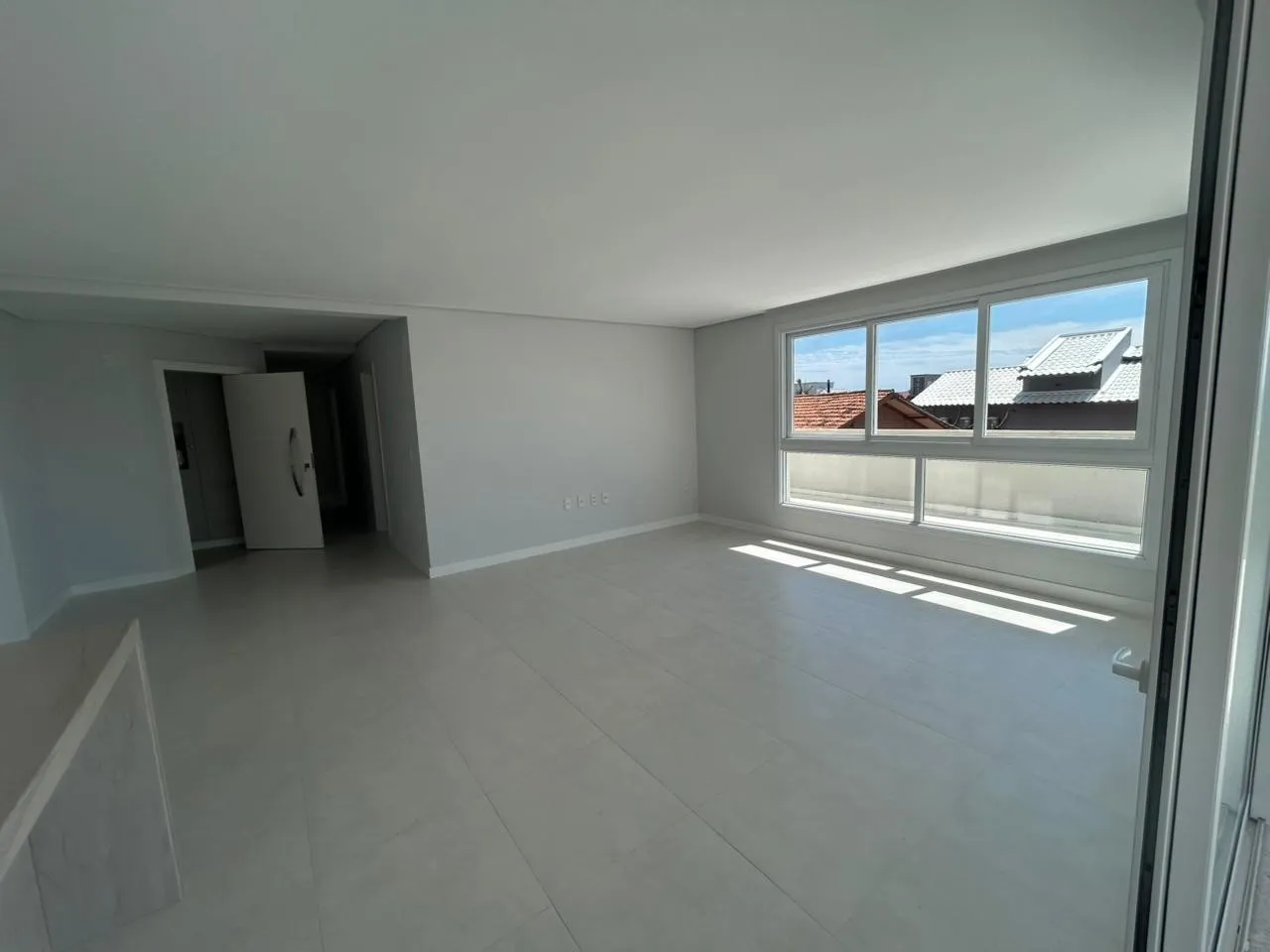 Apartamento Pronto com 3 Suítes a Poucos Passos do Mar — foto 7