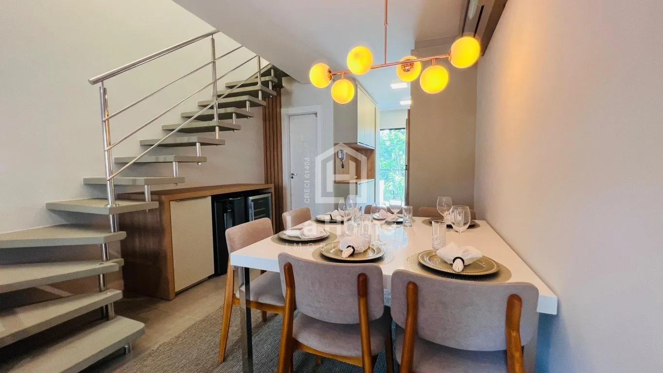 Sobrado semi mobiliado com 02 suítes, 02 vagas de garagem e churrasqueira à venda em Blumenau, Bairro Água Verde. — foto 5