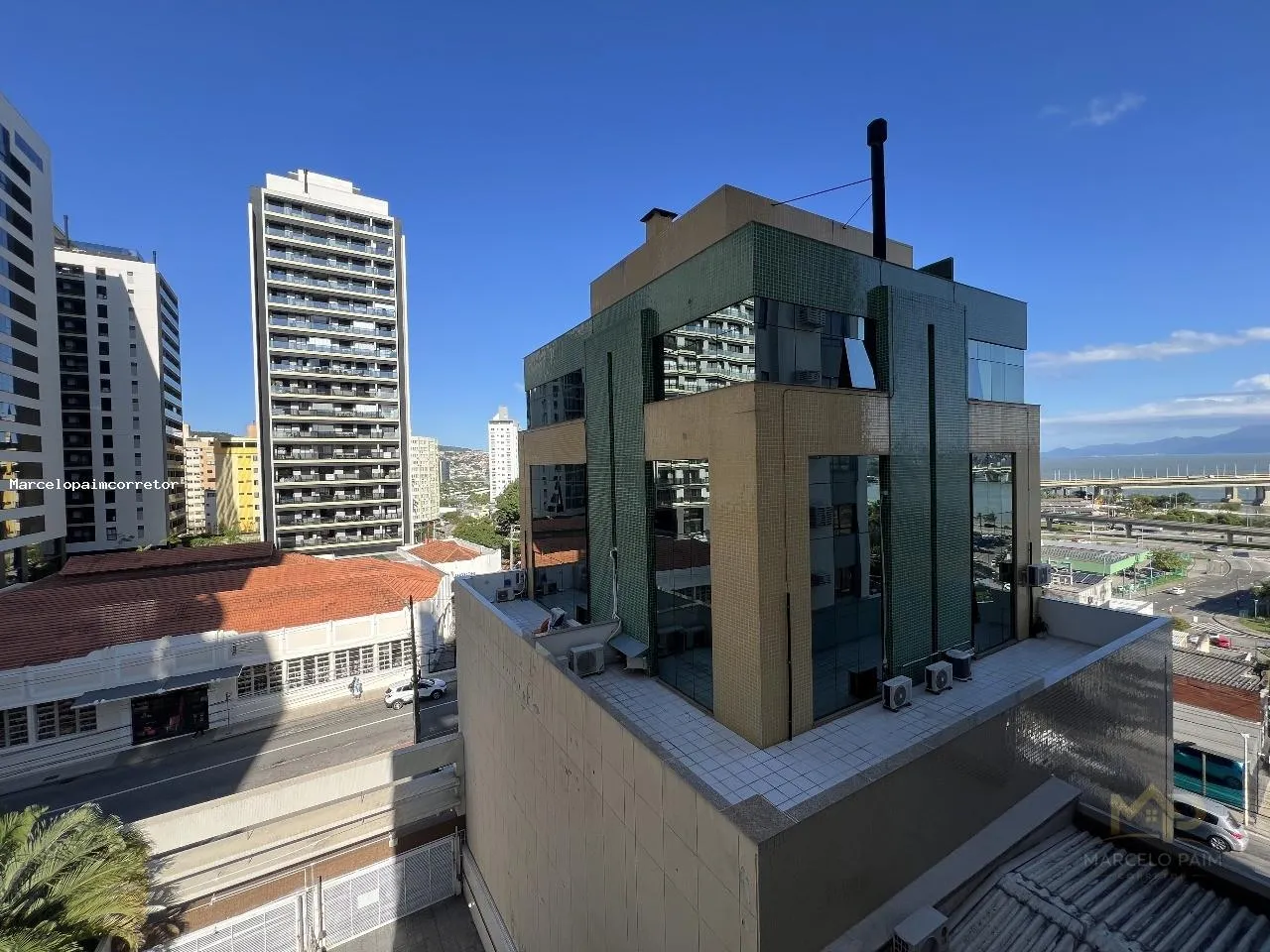 Apartamento para Venda em Florianópolis, Centro, 3 dormitórios, 1 suíte, 3 banheiros, 2 vagas — foto 4