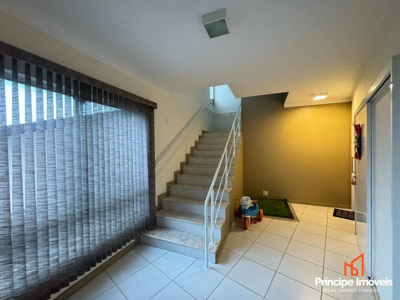 Casa com 11 quartos no Boa Vista em Joinville — foto 4