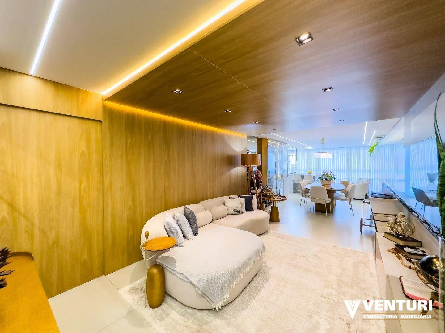 Apartamento com 3 dormitórios à venda, sendo 3 suítes com 145 m por R$ 1.700.000 - Velha - Blumenau/SC — foto 4