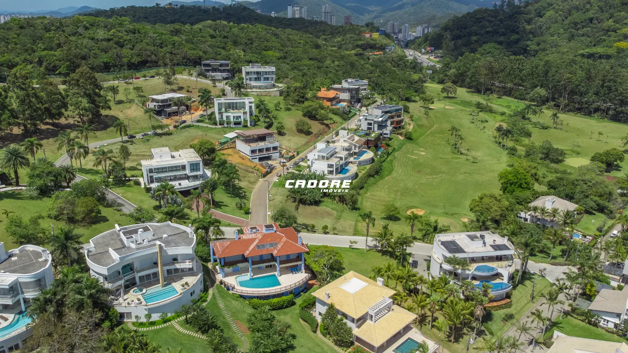 Conforto, Exclusividade e Bons Vizinhos: Terreno no Condomínio Horizontal Iate Clube Itapema I Cadore Imóveis — foto 3