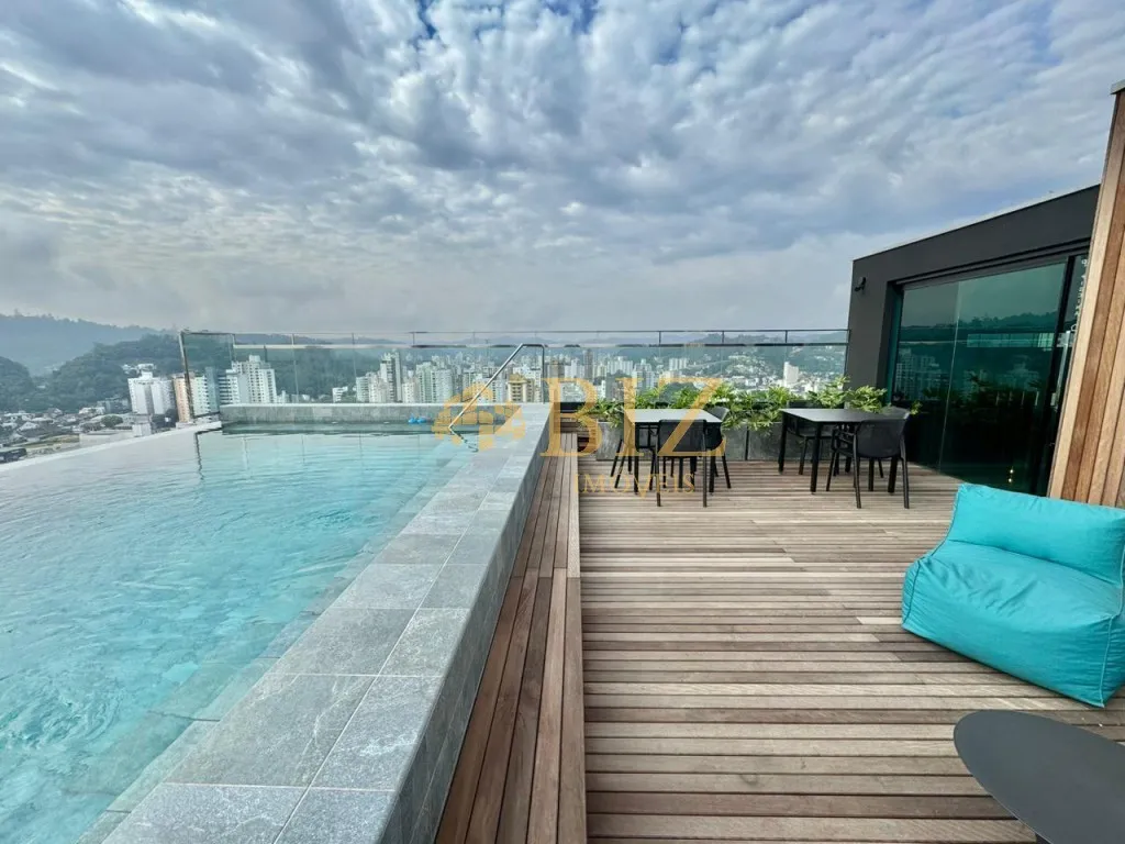Lindo e confortável loft totalmente mobiliado do ladinho da FURB, em condomínio moderno e com infra completa de lazer! — foto 3