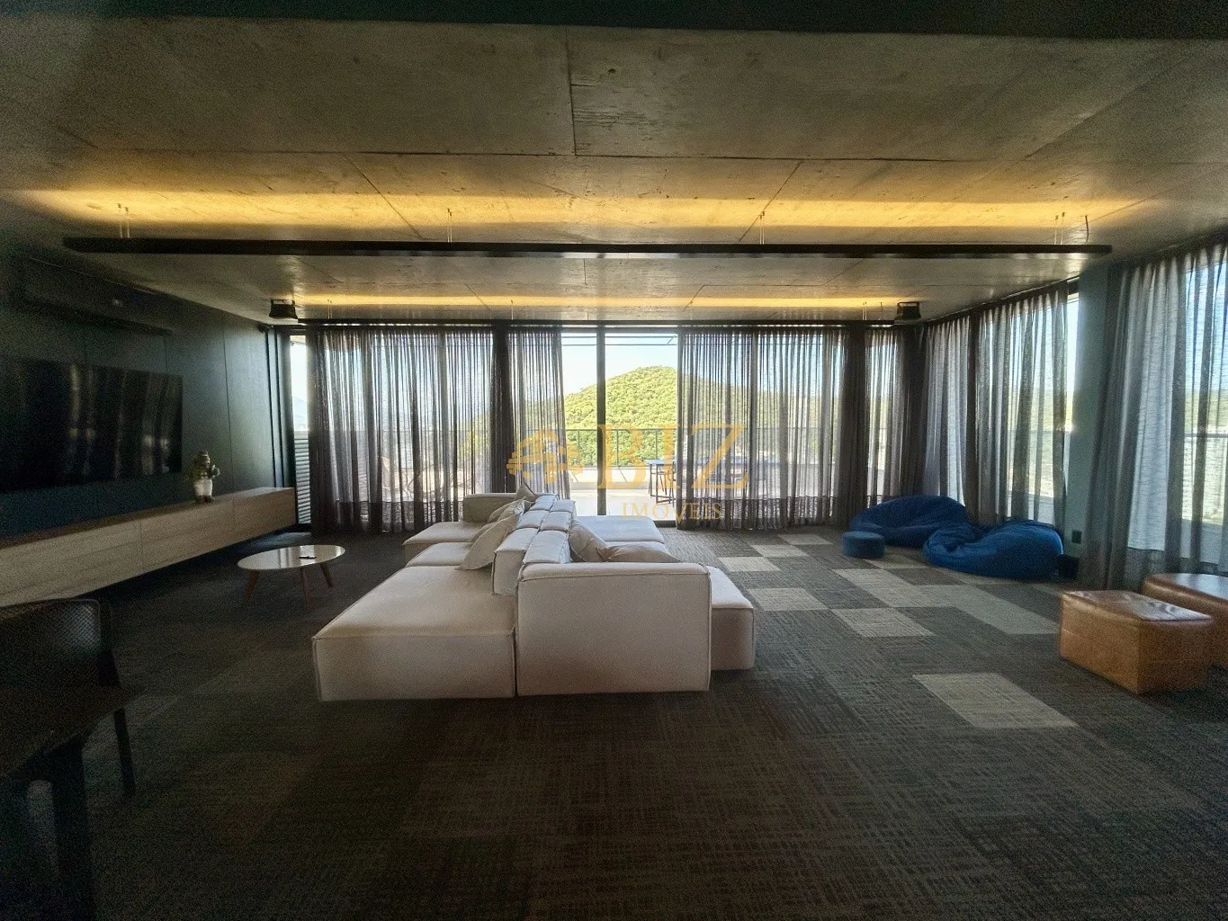 Lindo e confortável loft totalmente mobiliado do ladinho da FURB, em condomínio moderno e com infra completa de lazer! — foto 5