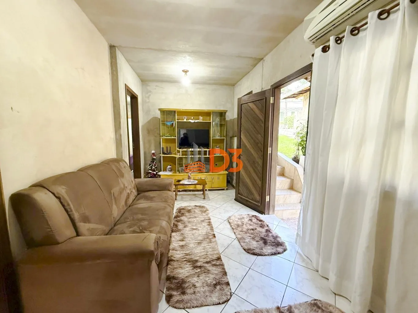 Casa com Amplo Terreno no Bairro Tribess — foto 3