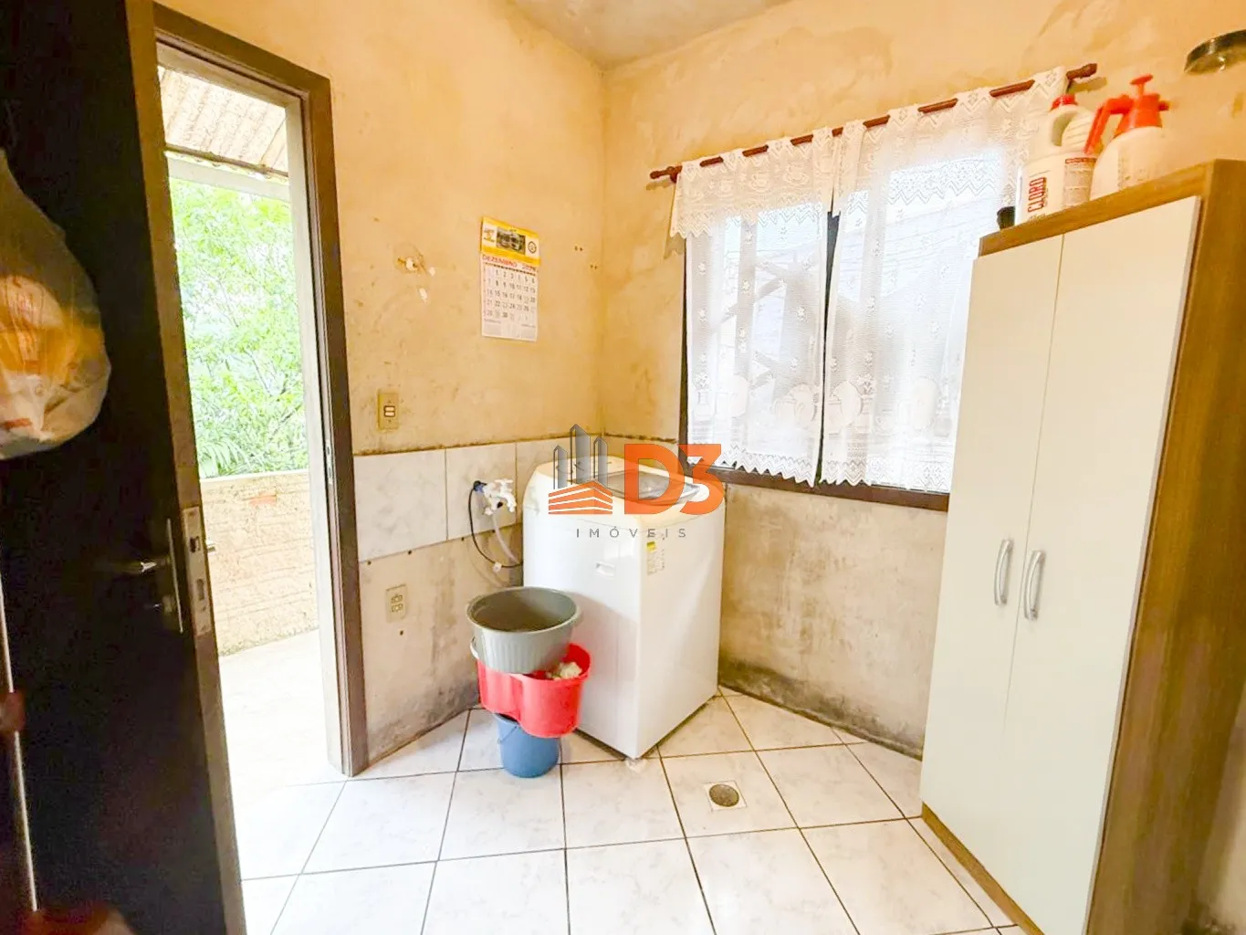 Casa com Amplo Terreno no Bairro Tribess — foto 4