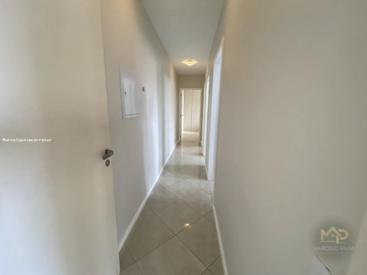 Apartamento para Venda em Florianópolis, Centro, 3 dormitórios, 1 suíte, 3 banheiros, 1 vaga — foto 5