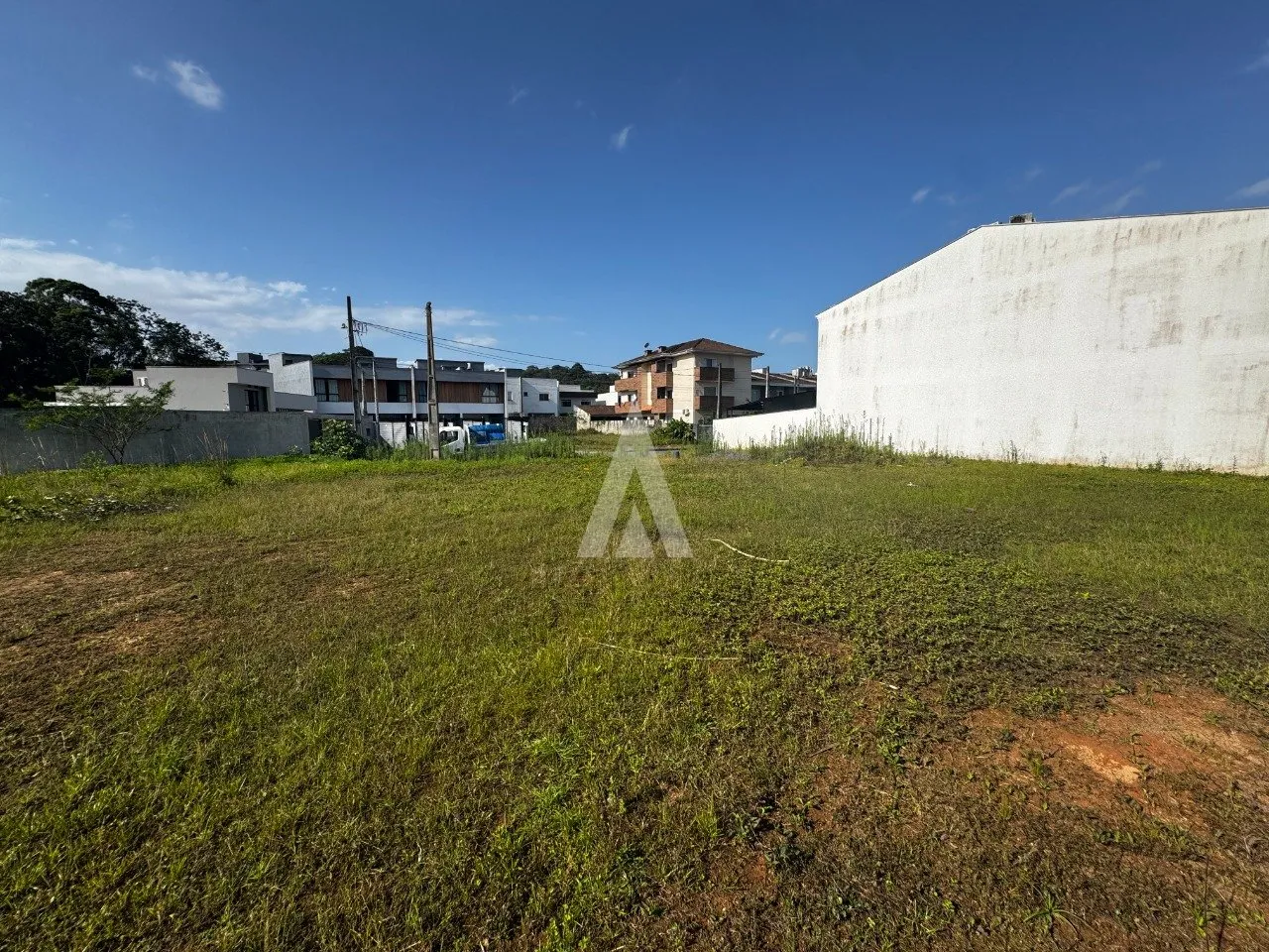 Terreno com 647,44m à venda no bairro Glória em Joinville-SC por R$705.000,00. — foto 3