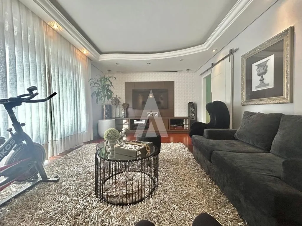 Sobrado residencial e comercial com 652,4m à venda no bairro São Marcos em Joinville-SC por R$1.650.000,00. — foto 2