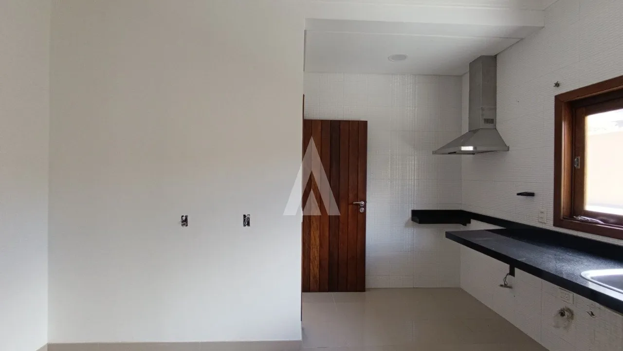 Casa com 3 suítes à venda no bairro Costa e Silva em Joinville-SC de R$1.980.000,00 por R$1.890.000,00 — foto 5