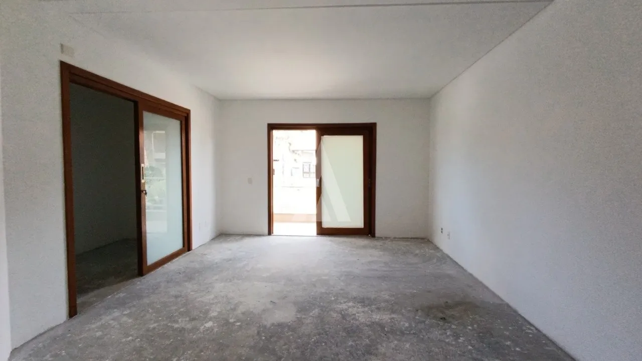 Casa com 3 suítes à venda no bairro Costa e Silva em Joinville-SC de R$1.980.000,00 por R$1.890.000,00 — foto 6