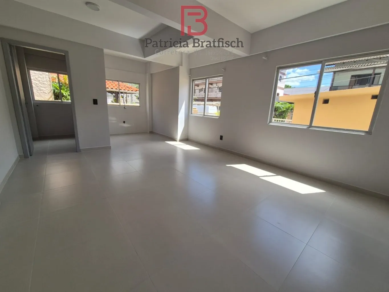 Apartamento com 02 dormitórios, em ótima localização, nas proximidades da Vila Germânica. - foto 1