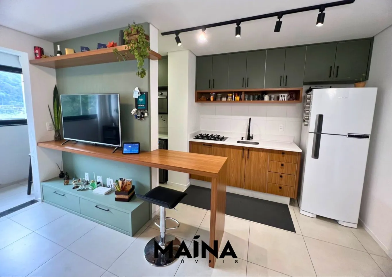Apartamento com suíte, sacada com churrasqueira e rooftop no Garcia - foto 1