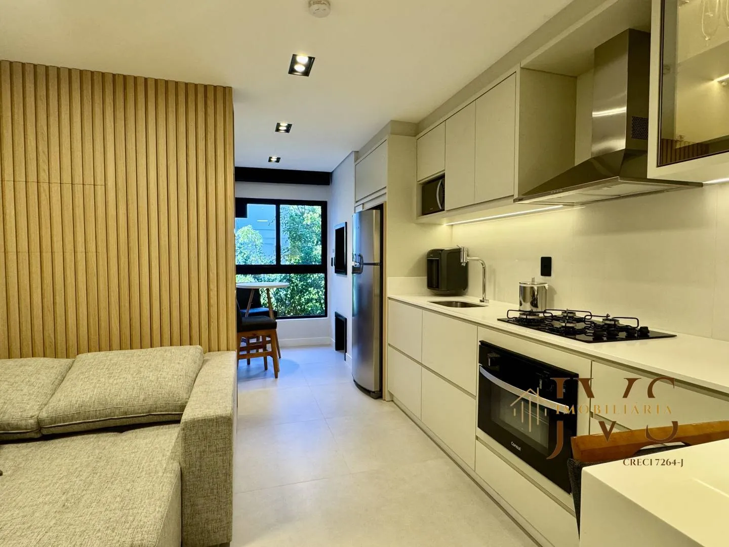 LOFT MOBILIADO E EQUIPADO NO CENTRO DE BLUMENAU! — foto 2