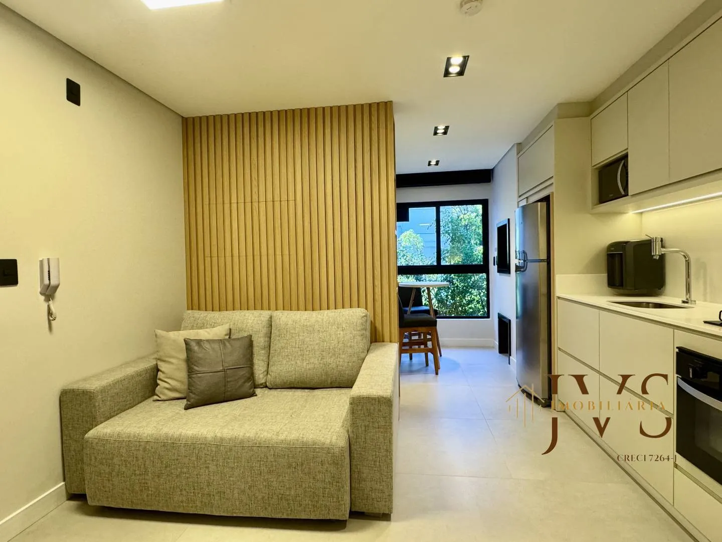LOFT MOBILIADO E EQUIPADO NO CENTRO DE BLUMENAU! — foto 3