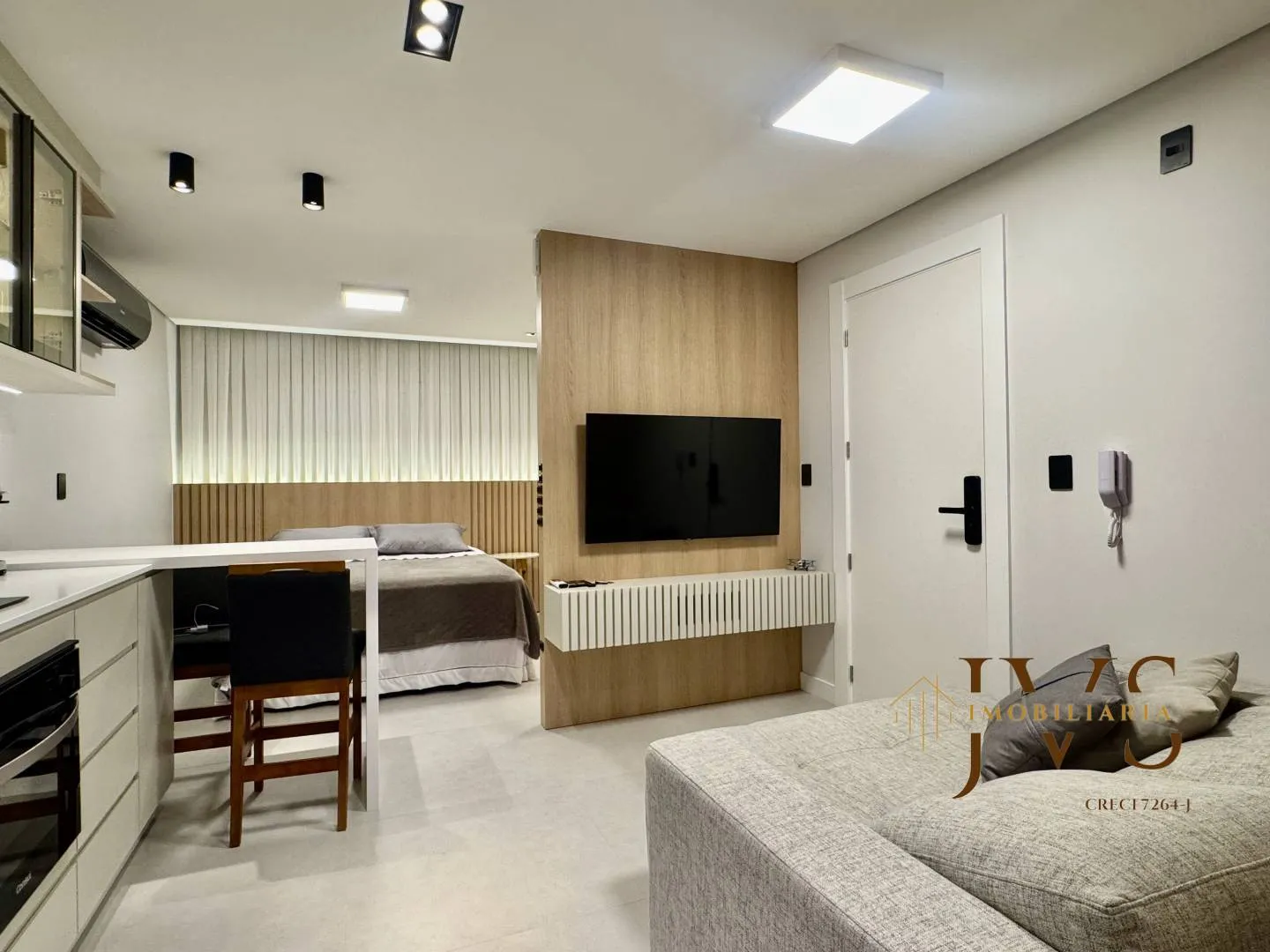 LOFT MOBILIADO E EQUIPADO NO CENTRO DE BLUMENAU! — foto 4