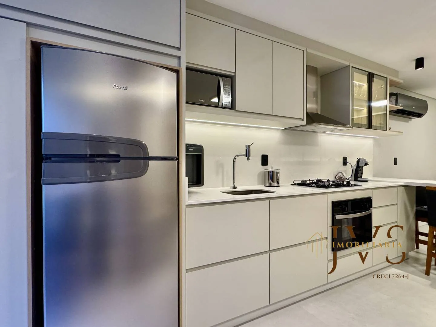 LOFT MOBILIADO E EQUIPADO NO CENTRO DE BLUMENAU! — foto 5