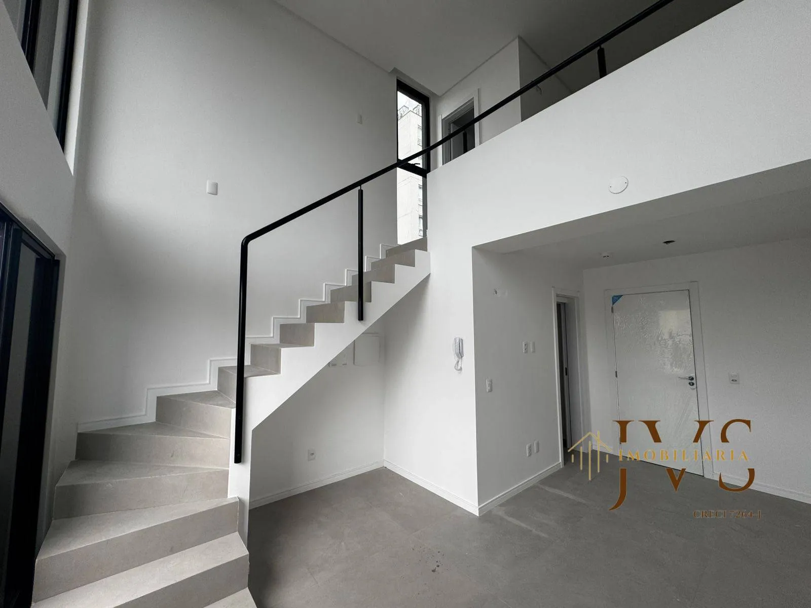 Loft Duplex com Suíte no Bairro Vila Nova - Blumenau/SC — foto 3