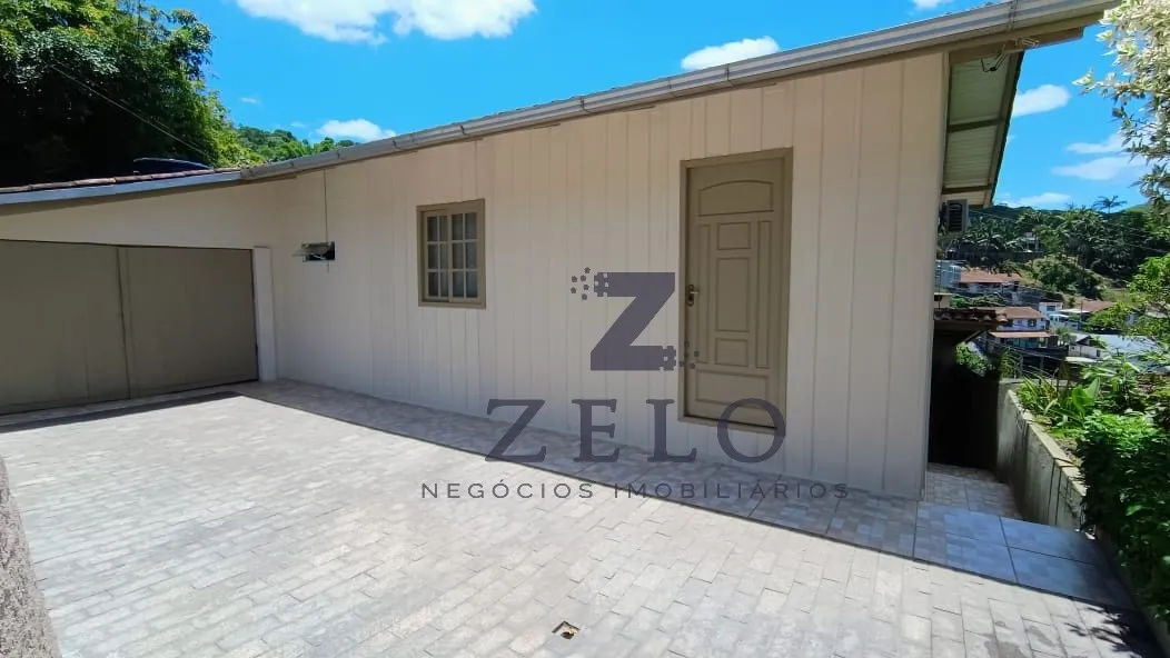 Excelente Casa Mista bem próxima a Escola Munic. Almirante Tamandaré — foto 2