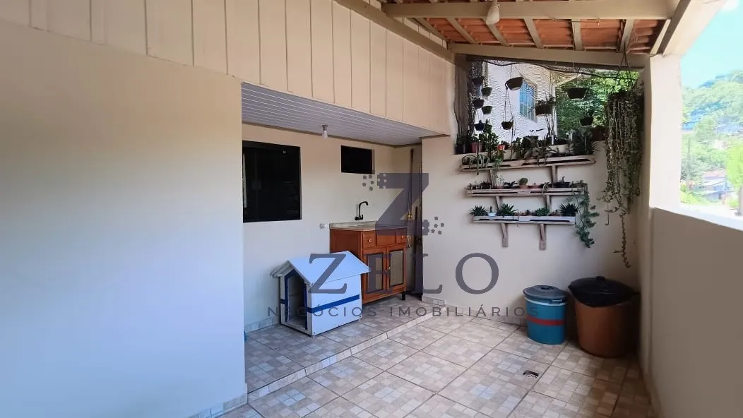 Excelente Casa Mista bem próxima a Escola Munic. Almirante Tamandaré — foto 4