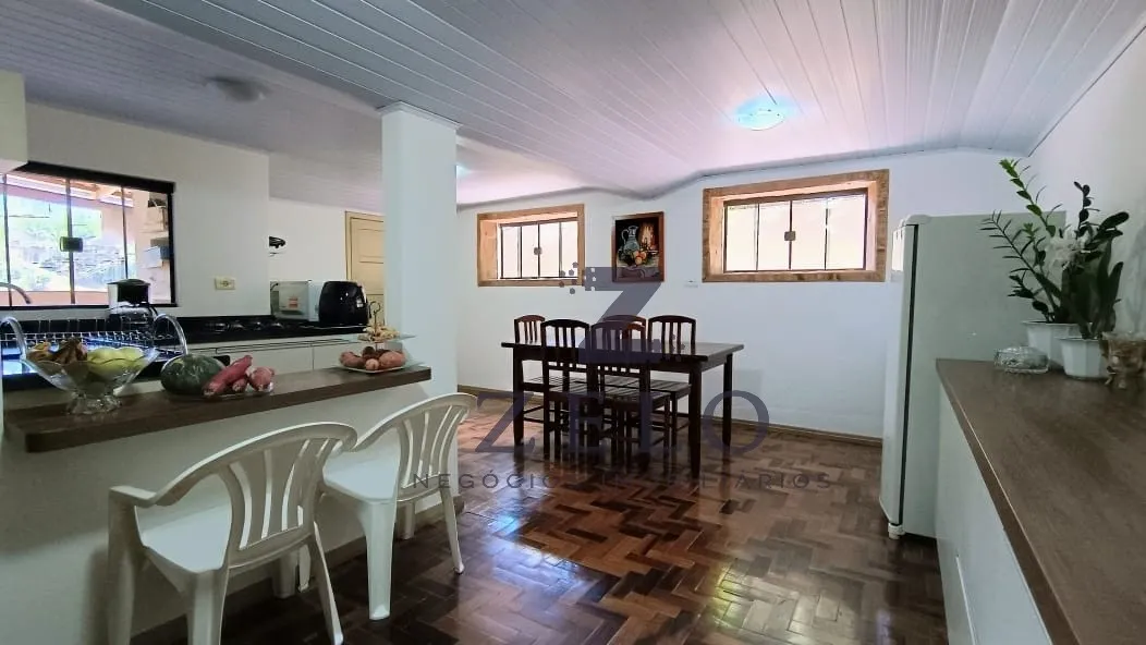 Excelente Casa Mista bem próxima a Escola Munic. Almirante Tamandaré — foto 6