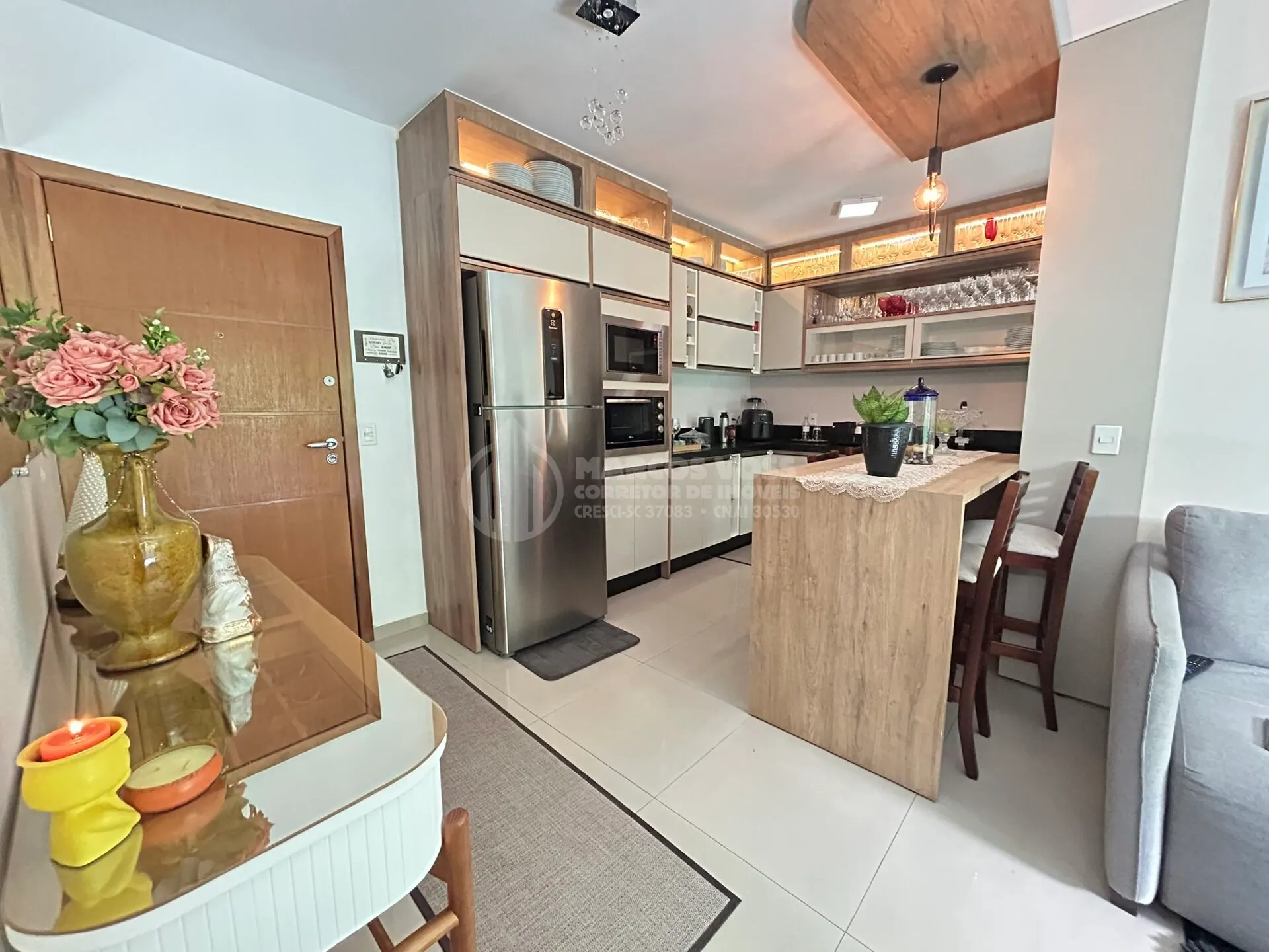 Apartamento Semimobiliado com 3 quartos na Velha Central — foto 2